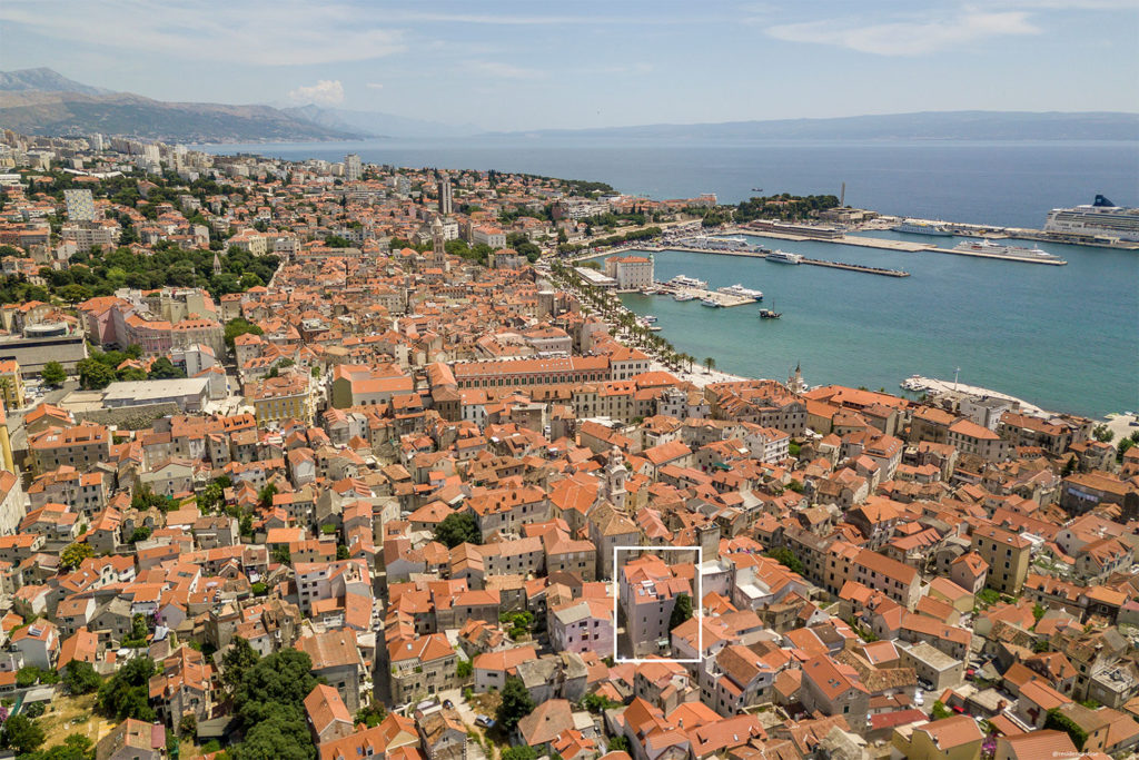 VIEWS-oznaka(13)